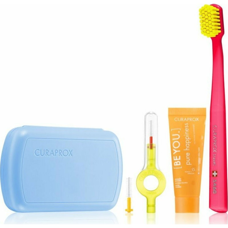 CURAPROX Travel Set Πακέτο Ταξιδιού Στοματικής Υγιεινής με Οδοντόκρεμα 10ml, Οδοντόβουρτσα Πτυσσόμενη, Μεσοδόντιο Βουρτσάκι Καθαρισμού & Κουτί Μεταφοράς Χρώμα Γαλάζιο 1τμχ